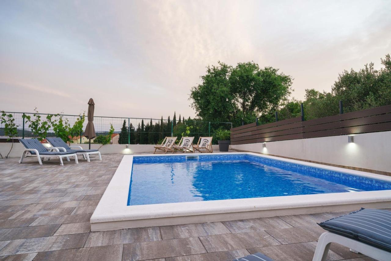 Apartments Markunovic Vodice Kültér fotó